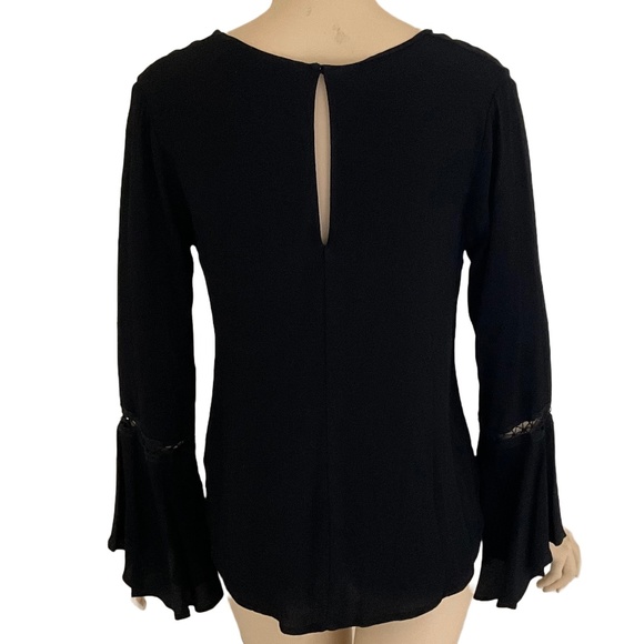 ASTR the label black bell sleeve blouse top shirt - Picture 3 of 5
